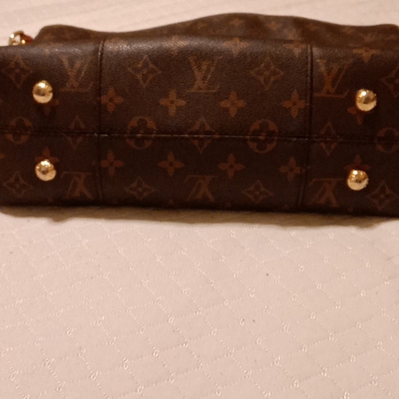 Louis Vuitton Monogram Melie Hobo - Picture 3 of 6